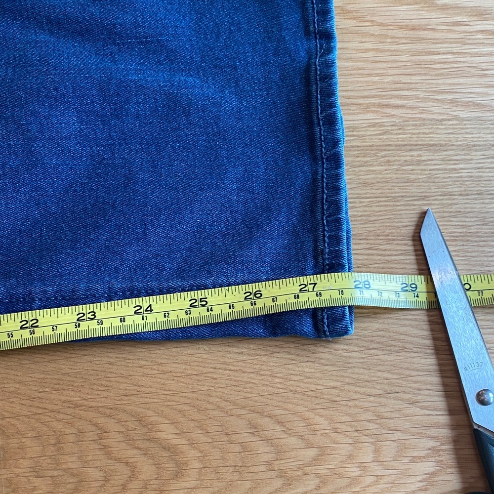 Boot cut plus size jeans - Picture 5 of 9